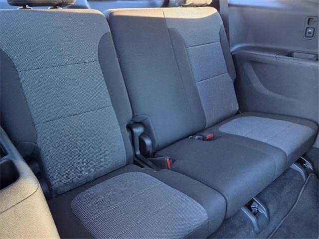 used 2023 Chevrolet Traverse car, priced at $25,072