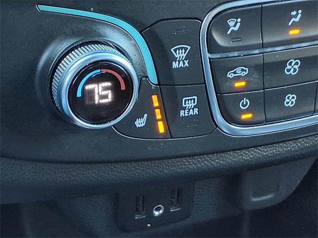 used 2023 Chevrolet Traverse car, priced at $25,072