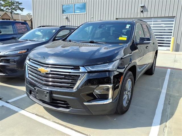 used 2023 Chevrolet Traverse car, priced at $25,077