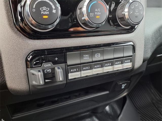new 2025 Ram 3500 car, priced at $62,170