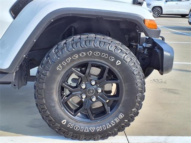 used 2024 Jeep Gladiator car, priced at $38,494