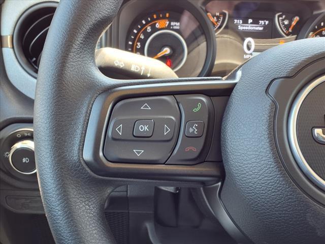 new 2025 Jeep Wrangler car, priced at $37,250