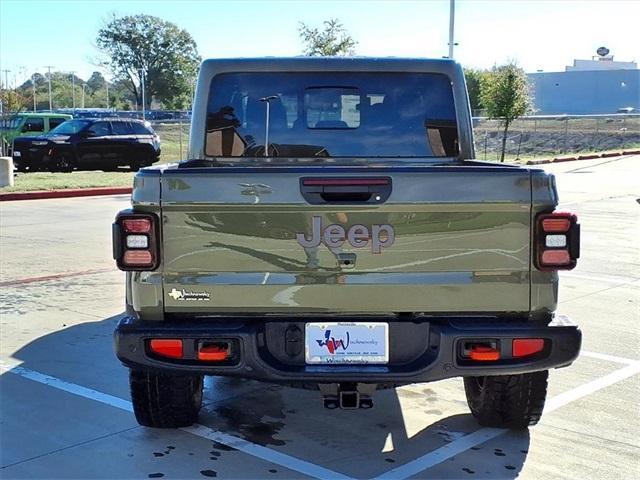 new 2026 Jeep Gladiator car, priced at $63,985