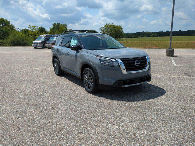 new 2024 Nissan Pathfinder car, priced at $49,010