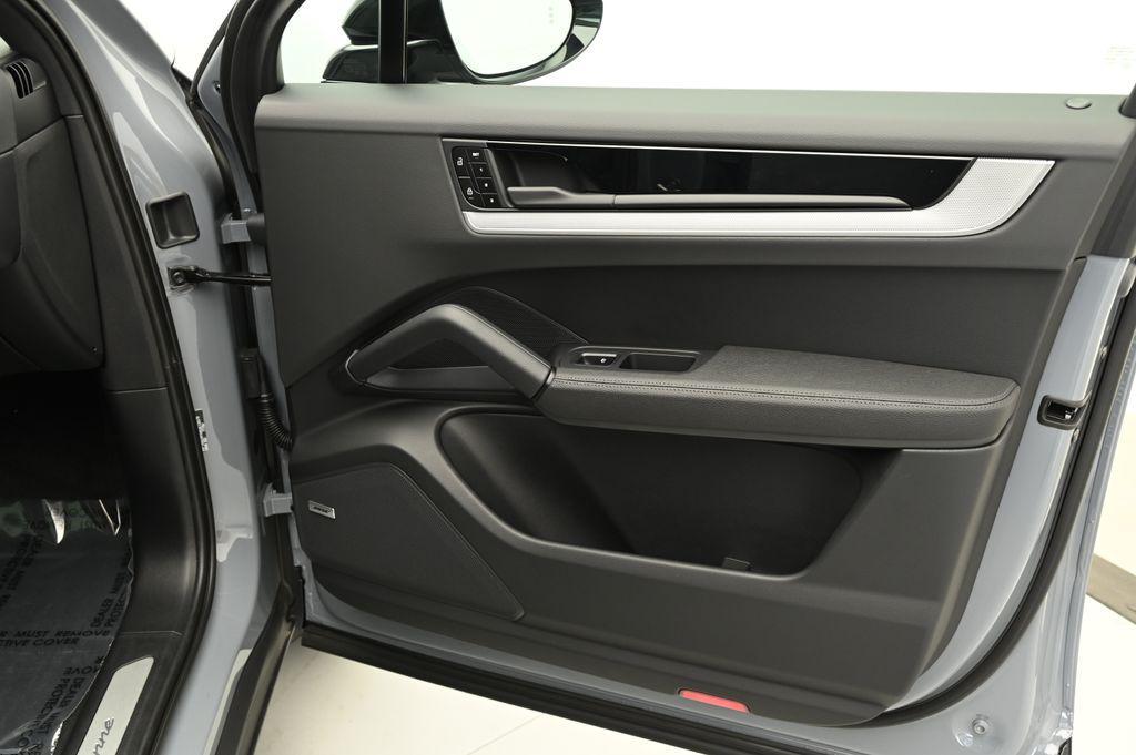 used 2024 Porsche Cayenne car, priced at $84,492
