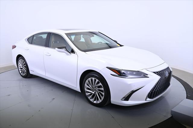 used 2022 Lexus ES 300h car, priced at $37,992