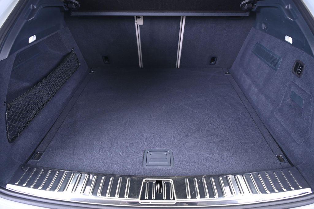 used 2022 Porsche Cayenne car, priced at $87,991