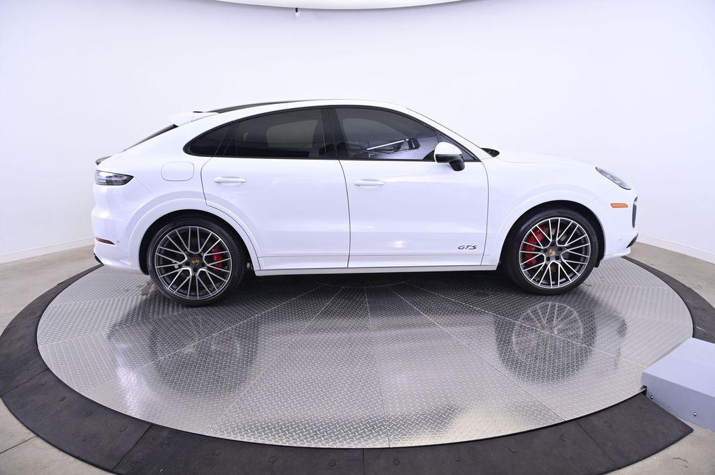 used 2022 Porsche Cayenne car, priced at $87,991
