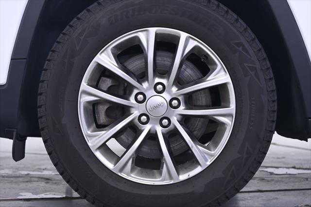 used 2020 Jeep Cherokee car, priced at $21,491
