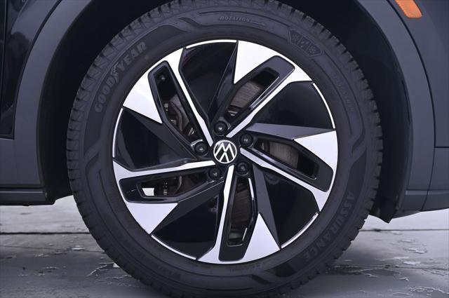 used 2022 Volkswagen ID.4 car, priced at $25,991