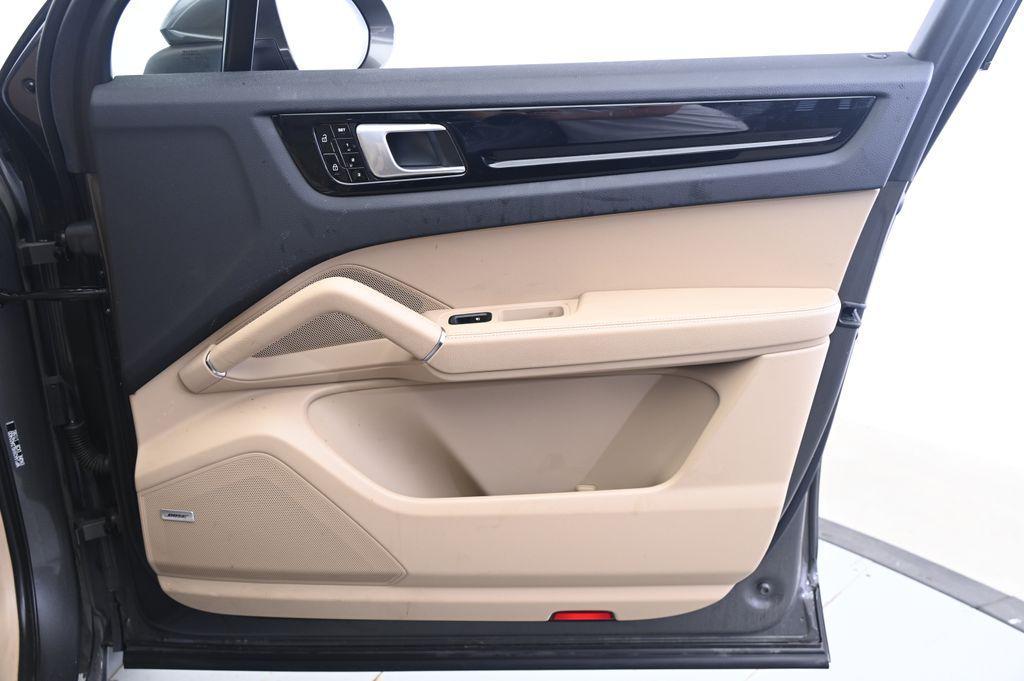 used 2020 Porsche Cayenne car, priced at $34,991