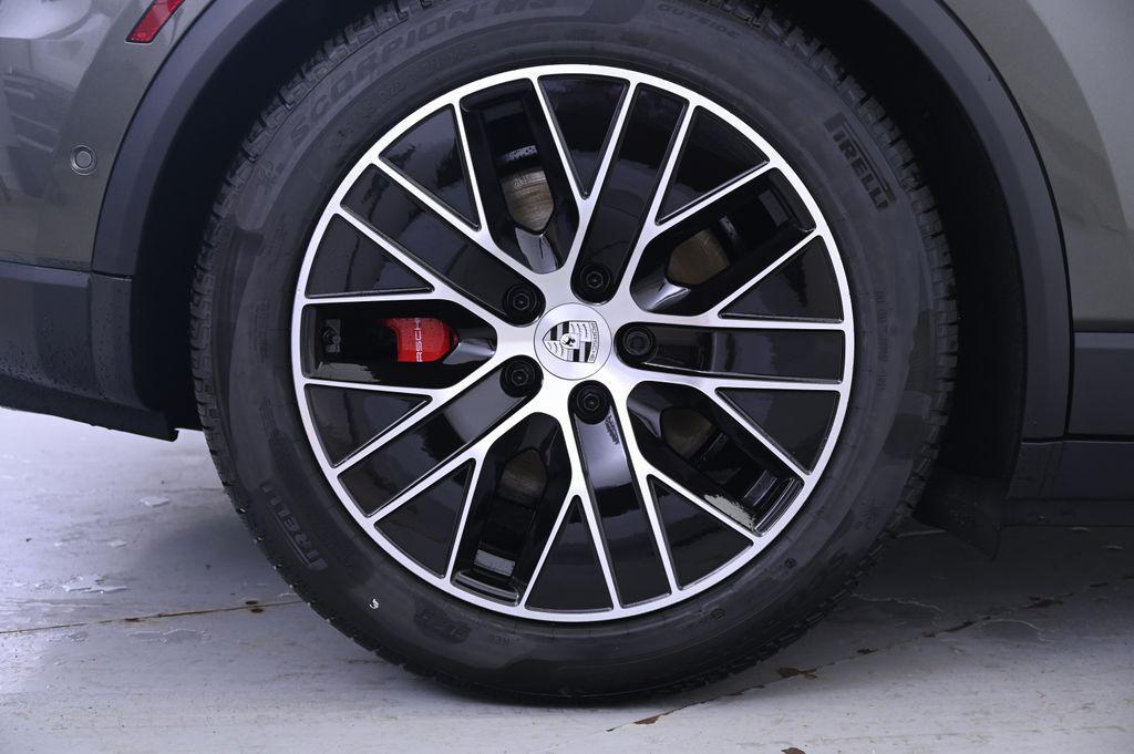 new 2025 Porsche Macan car, priced at $110,575