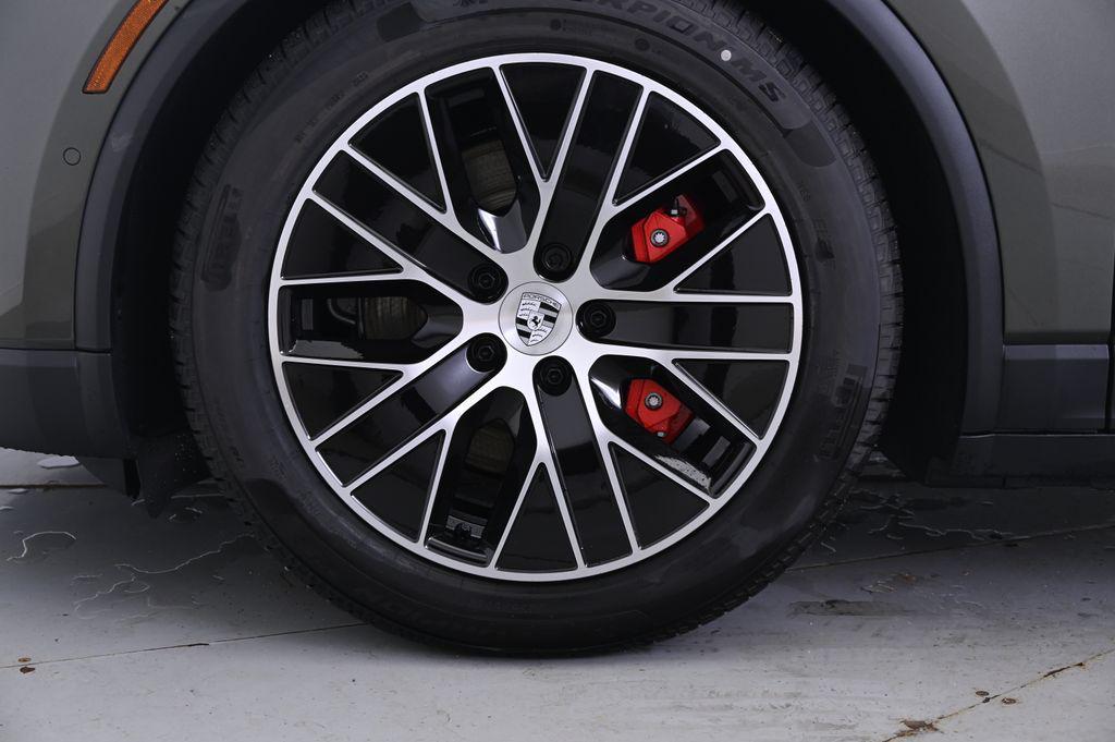 new 2025 Porsche Macan car, priced at $110,575