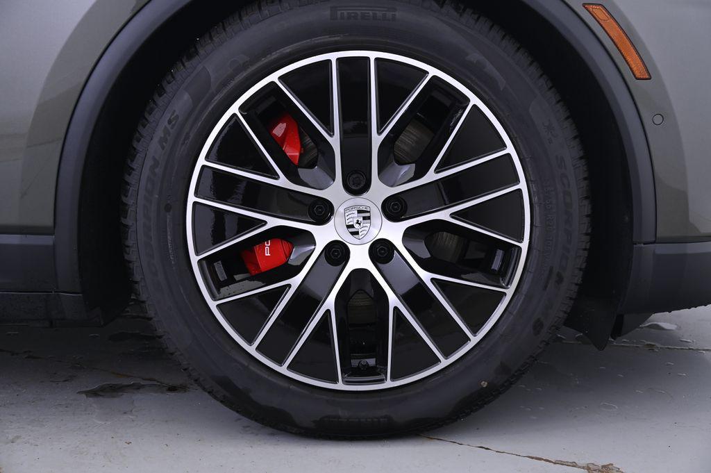 new 2025 Porsche Macan car, priced at $110,575