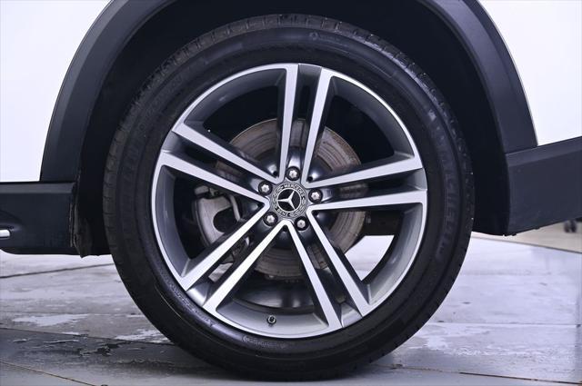 used 2020 Mercedes-Benz GLE 450 car, priced at $43,991