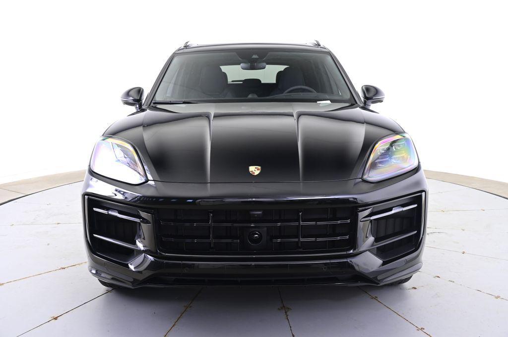 new 2025 Porsche Cayenne car, priced at $144,005