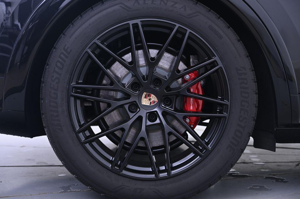 new 2025 Porsche Cayenne car, priced at $144,005