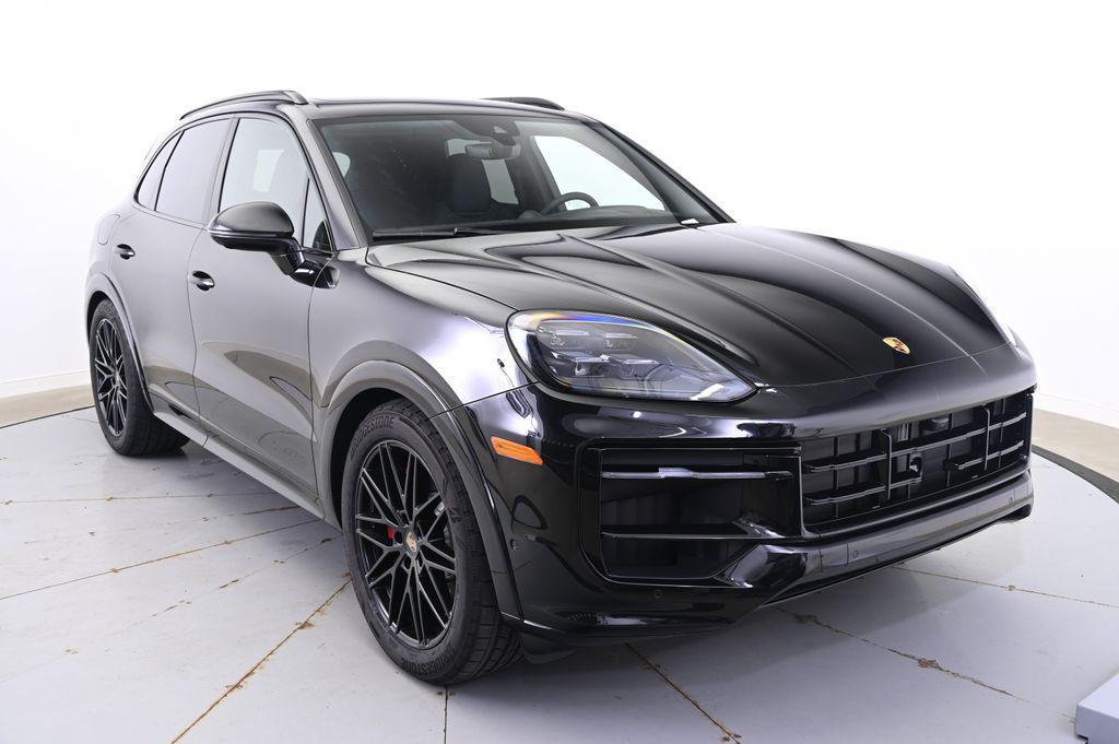 new 2025 Porsche Cayenne car, priced at $144,005