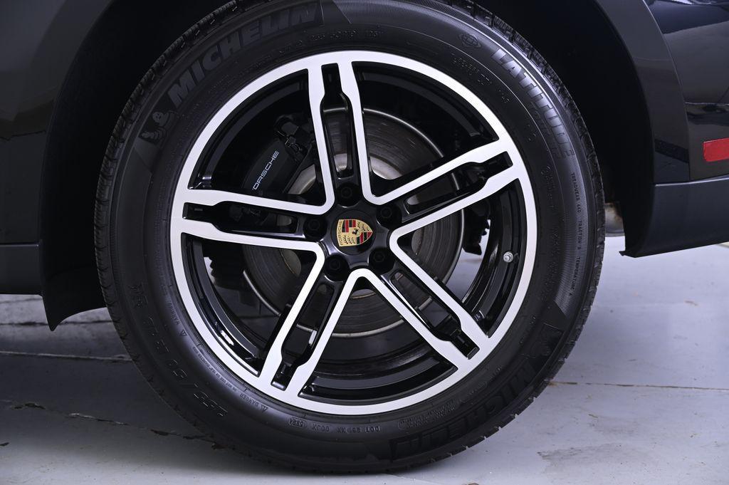 new 2025 Porsche Macan car, priced at $70,315