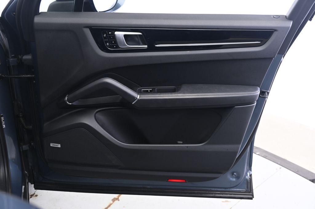 used 2020 Porsche Cayenne car, priced at $29,491