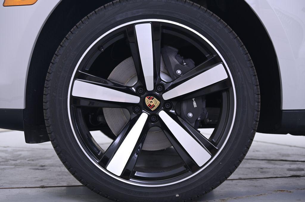 new 2025 Porsche Macan car, priced at $77,365
