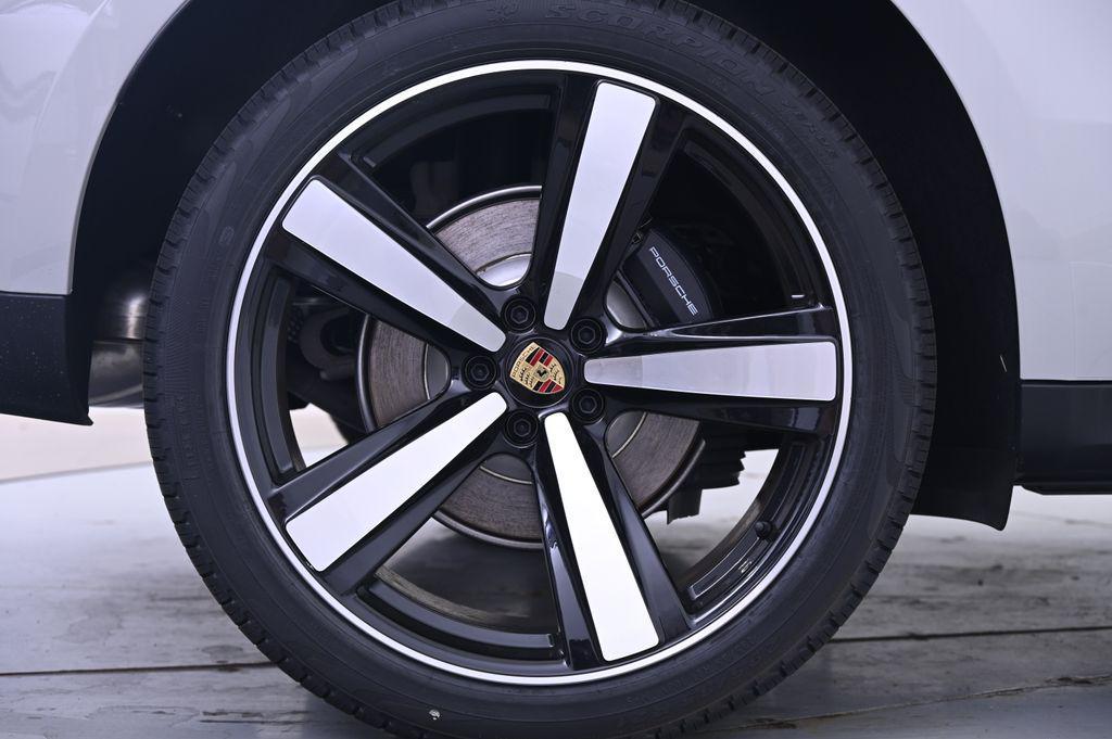 new 2025 Porsche Macan car, priced at $77,365