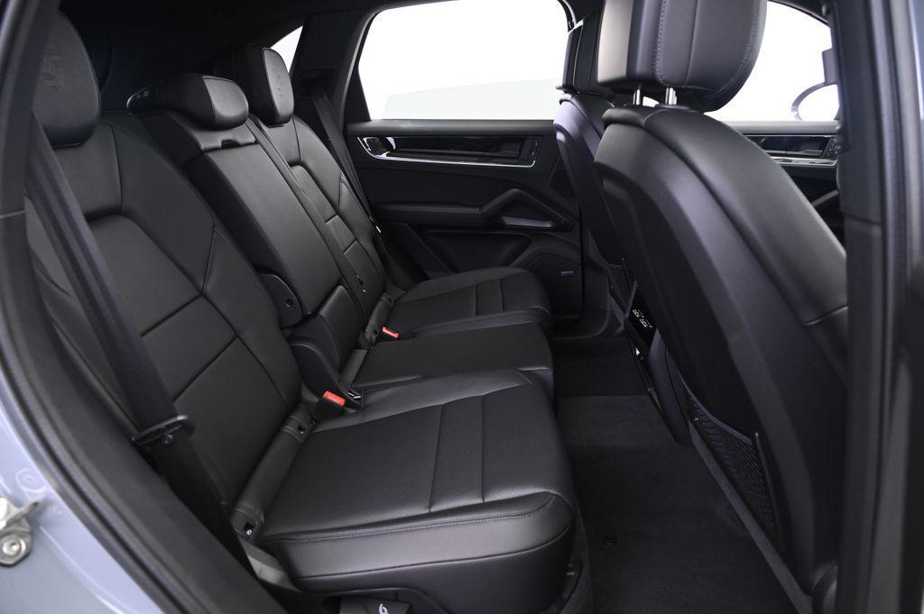new 2025 Porsche Cayenne car, priced at $132,135
