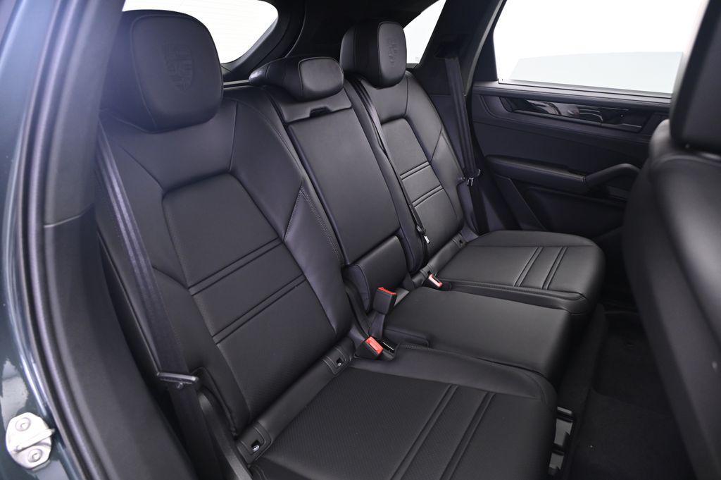 new 2025 Porsche Cayenne car, priced at $161,935