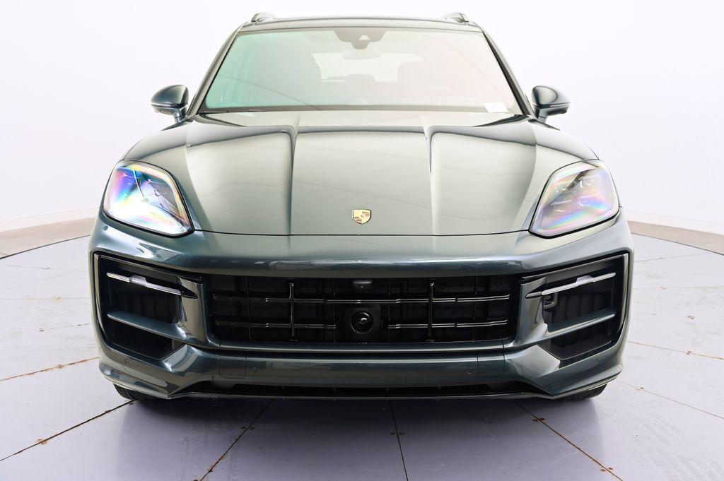 new 2025 Porsche Cayenne car, priced at $161,935