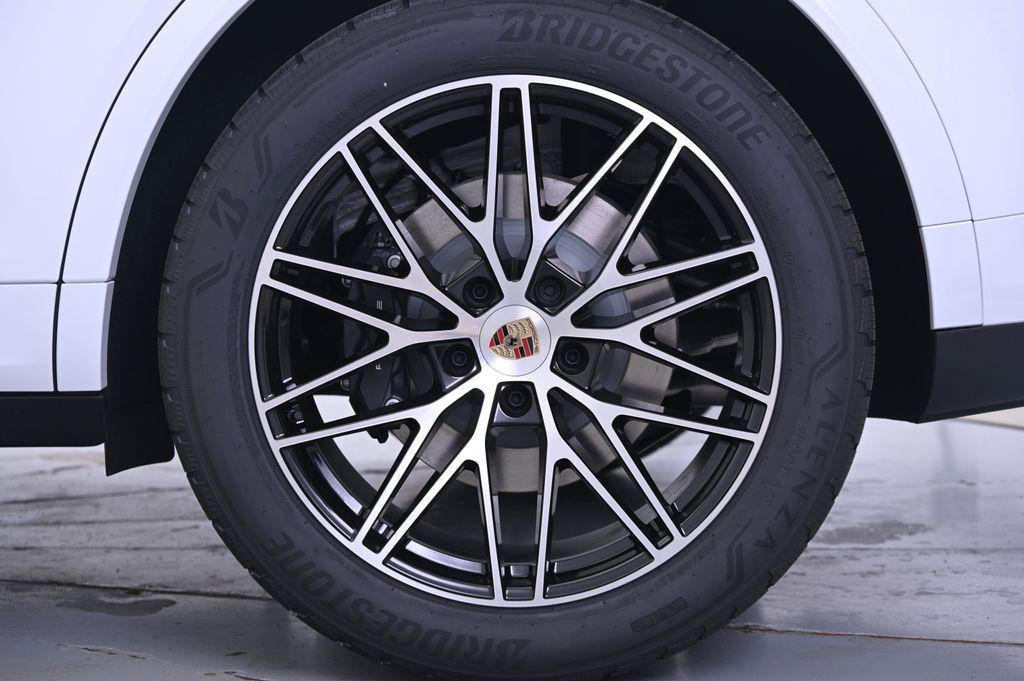 new 2026 Porsche Cayenne car, priced at $113,010