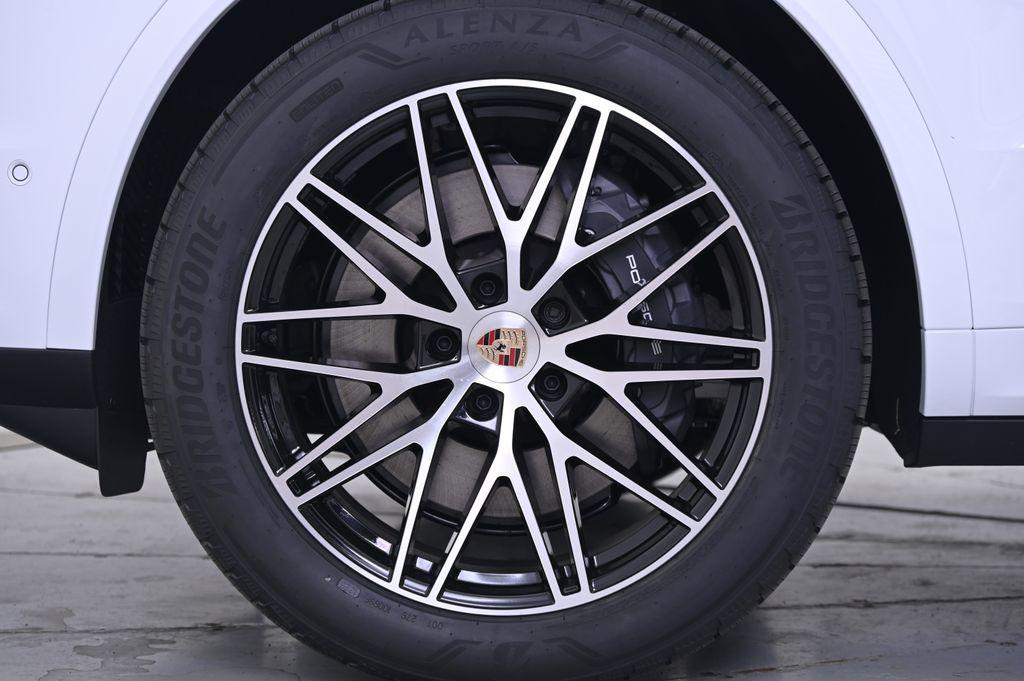 new 2026 Porsche Cayenne car, priced at $113,010
