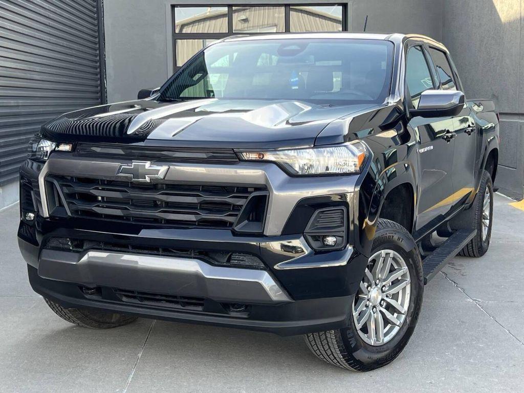 used 2024 Chevrolet Colorado car, priced at $30,950