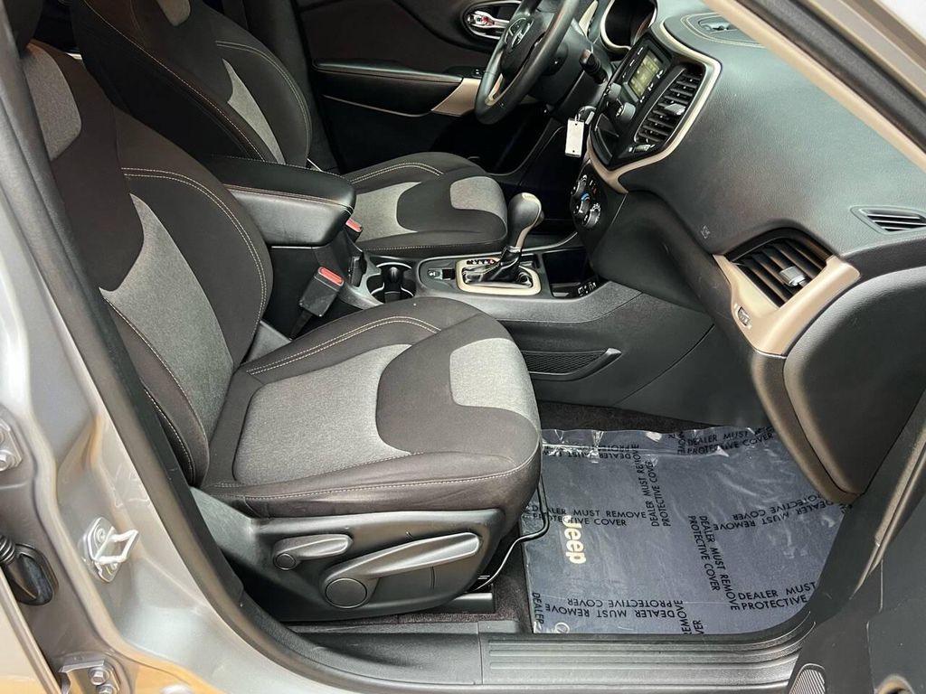 used 2018 Jeep Cherokee car, priced at $12,995