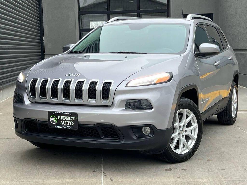 used 2018 Jeep Cherokee car, priced at $12,995