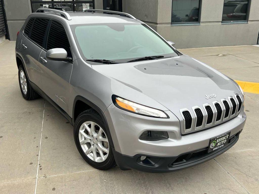 used 2018 Jeep Cherokee car, priced at $12,995