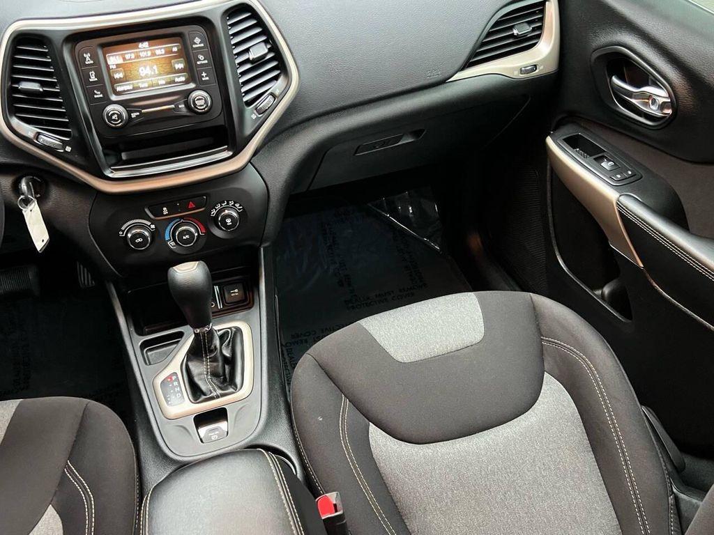 used 2018 Jeep Cherokee car, priced at $12,995