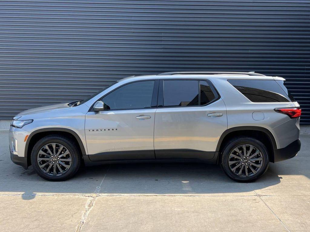 used 2023 Chevrolet Traverse car, priced at $30,950