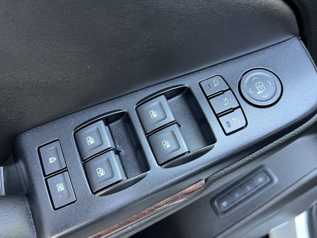 used 2019 GMC Yukon car, priced at $28,450