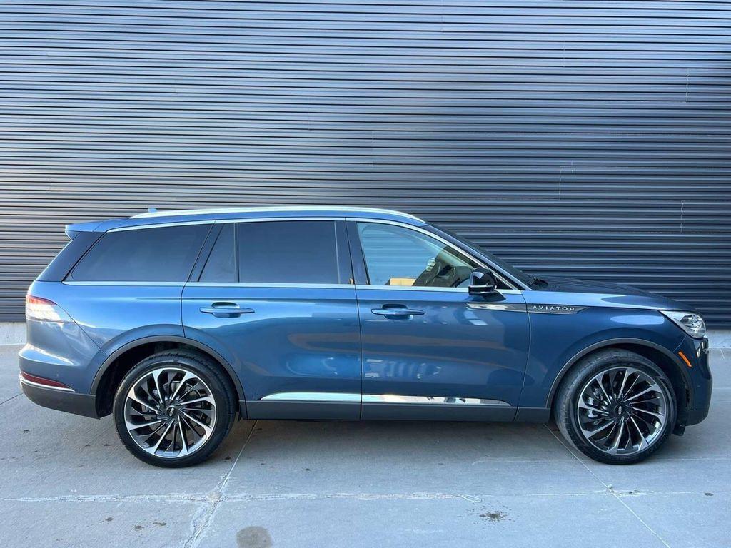 used 2020 Lincoln Aviator car, priced at $30,950
