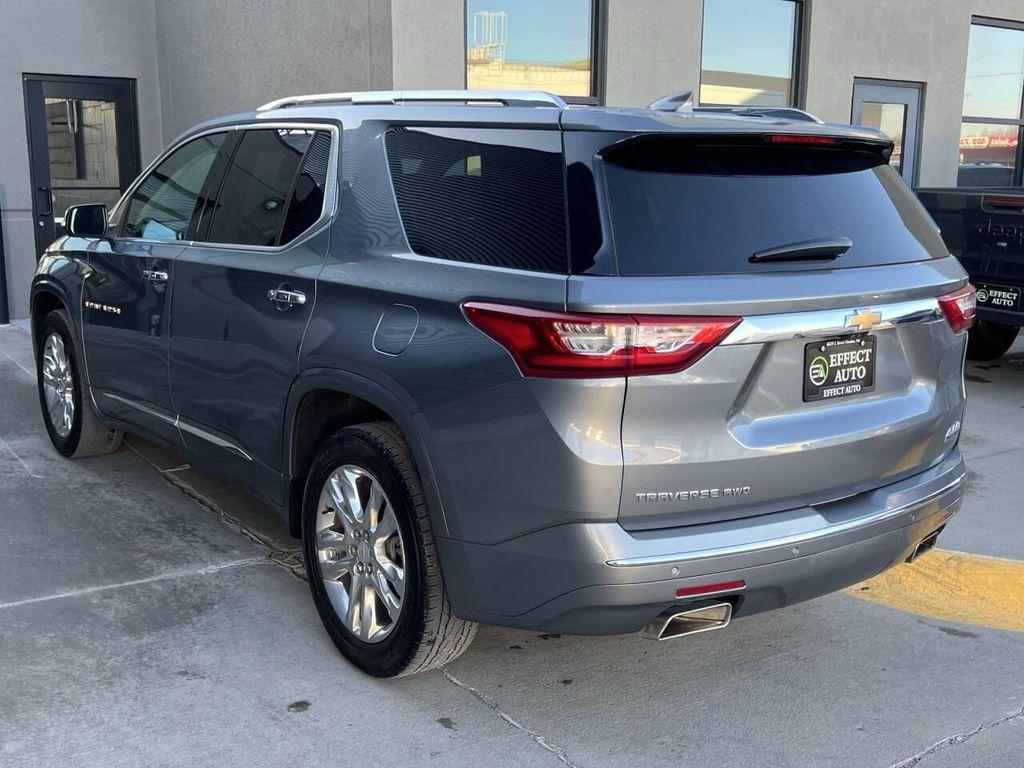 used 2021 Chevrolet Traverse car, priced at $27,950