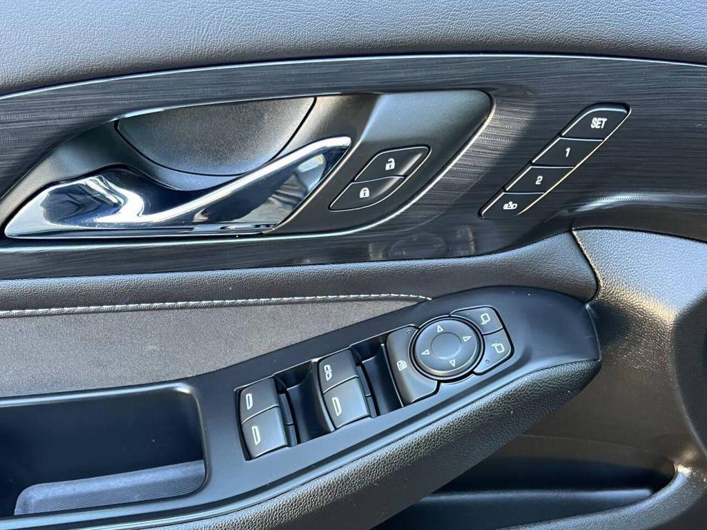used 2021 Chevrolet Traverse car, priced at $27,950