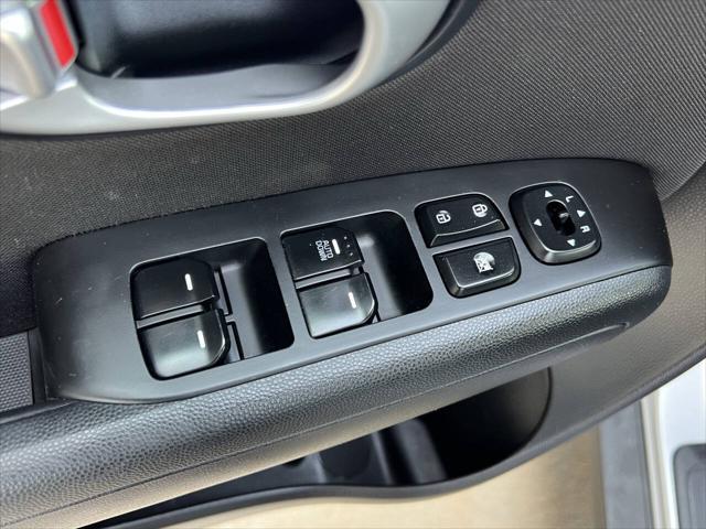 used 2016 Kia Soul car, priced at $9,450