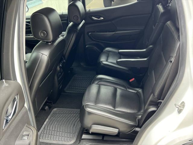 used 2019 GMC Acadia car, priced at $15,950