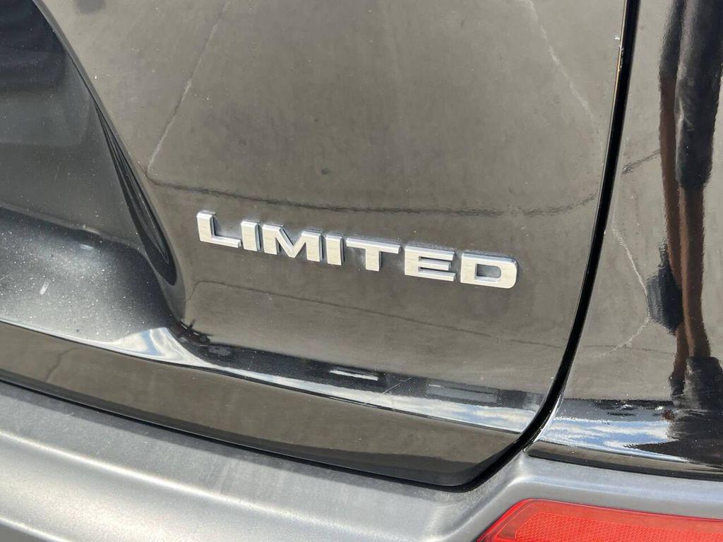 used 2019 Jeep Cherokee car, priced at $13,450