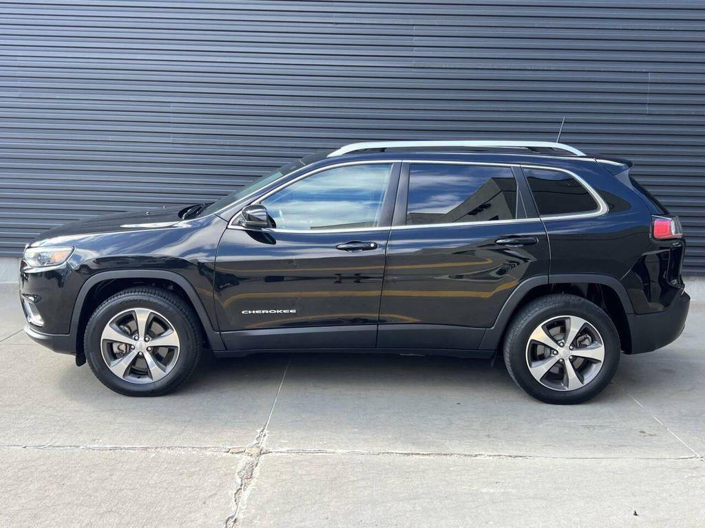 used 2019 Jeep Cherokee car, priced at $13,450