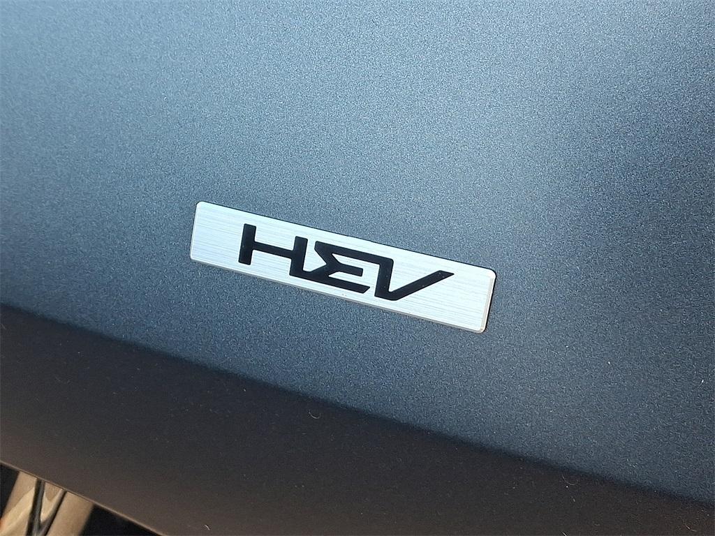 new 2025 Kia Sportage Hybrid car, priced at $40,130