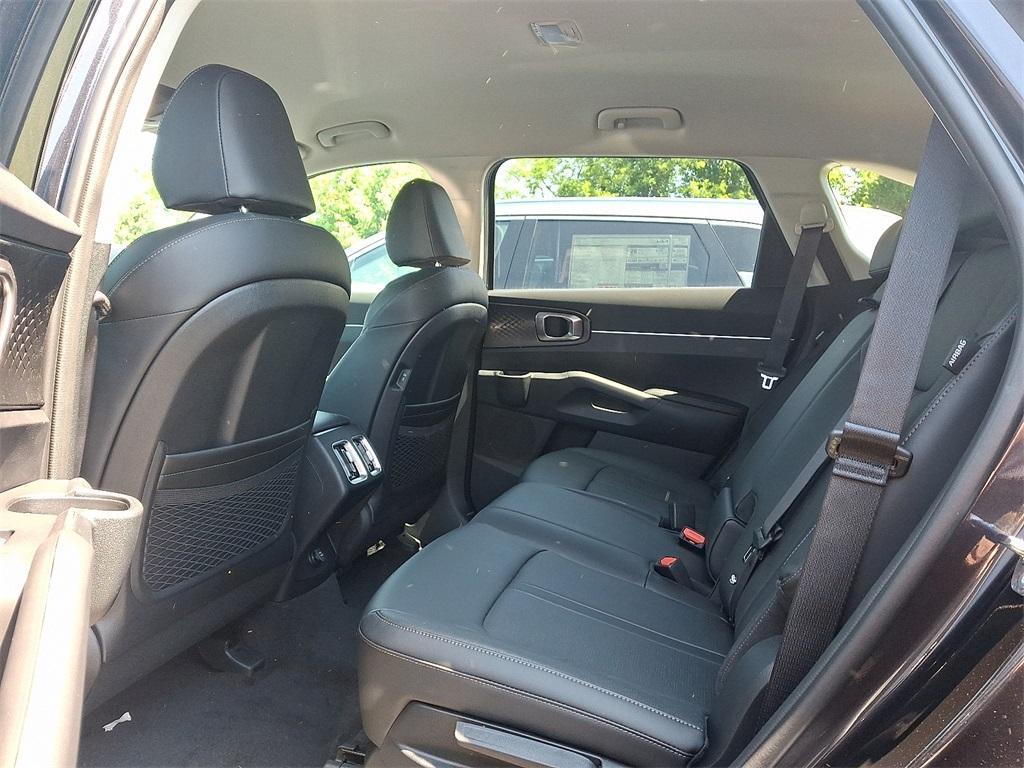 new 2025 Kia Sorento car, priced at $38,665