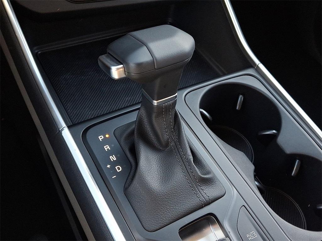 new 2025 Kia Carnival car, priced at $40,640