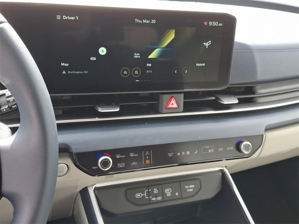 new 2025 Kia Carnival Hybrid car, priced at $46,005