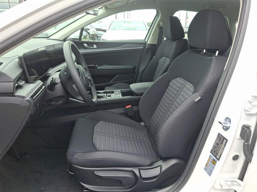 new 2025 Kia K5 car, priced at $28,990